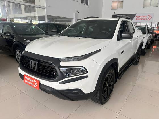 FIAT TORO 2.0 16V TURBO DIESEL ULTRA 4WD AT9 FIAT TORO 2.0 16V TURBO DIESEL ULTRA 4WD AT9